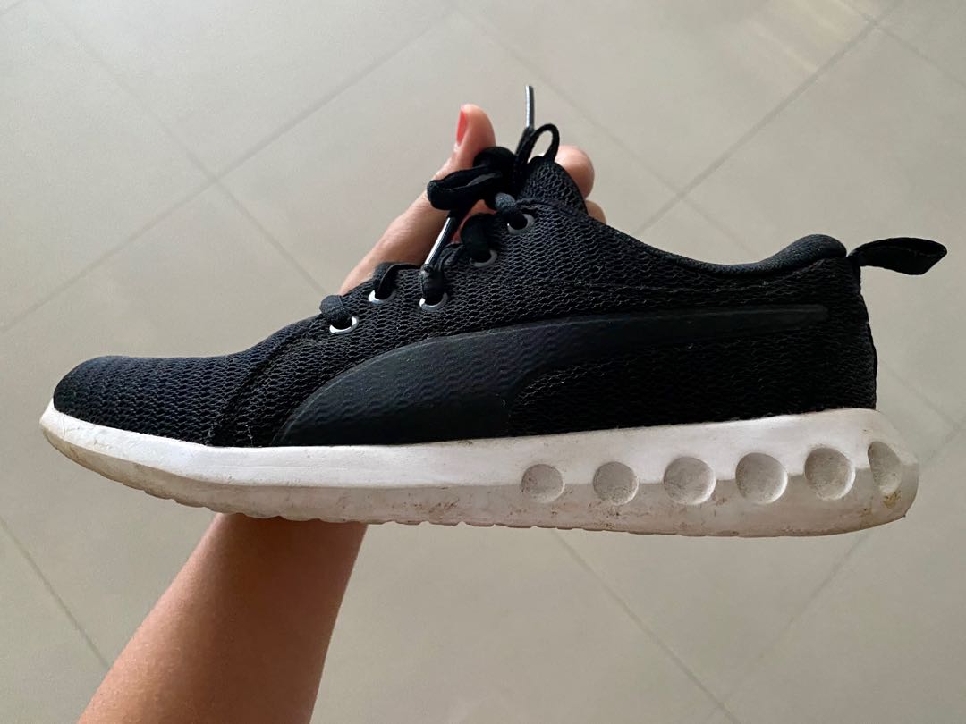 Puma running shoes, Women's Fashion, Footwear, Sneakers on Carousell