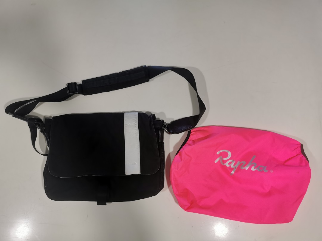 Rapha best sale messenger bag