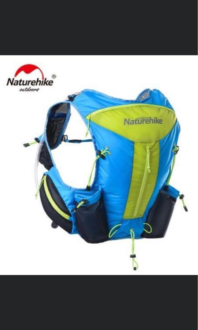 Running Hydration Packs & Vests (Category: Vests) located in Las Pinas. Submitted by DC.OneStopShop (Listing ID 1167717976, Image 1). Description: Pre-order📦✈️ ETA to Ph: July 20 📍Location: Vietnam -Running Hydration Packs & Vests.