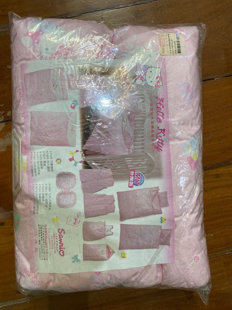 Sanrio Toddler Blanket (Category: Bed Guards) located in Mandaluyong City. Submitted by dotysy (Listing ID 1167624374, Image 2). Description: Selling: Authentic Sanrio Toddler Blanket Selling Price: P1500 RFS: Decluttering MOP: metrobank/gcash Shipping ℅ buyer Location: Mandaluyong Condition: Unused. Sealed Please DM if interested. .