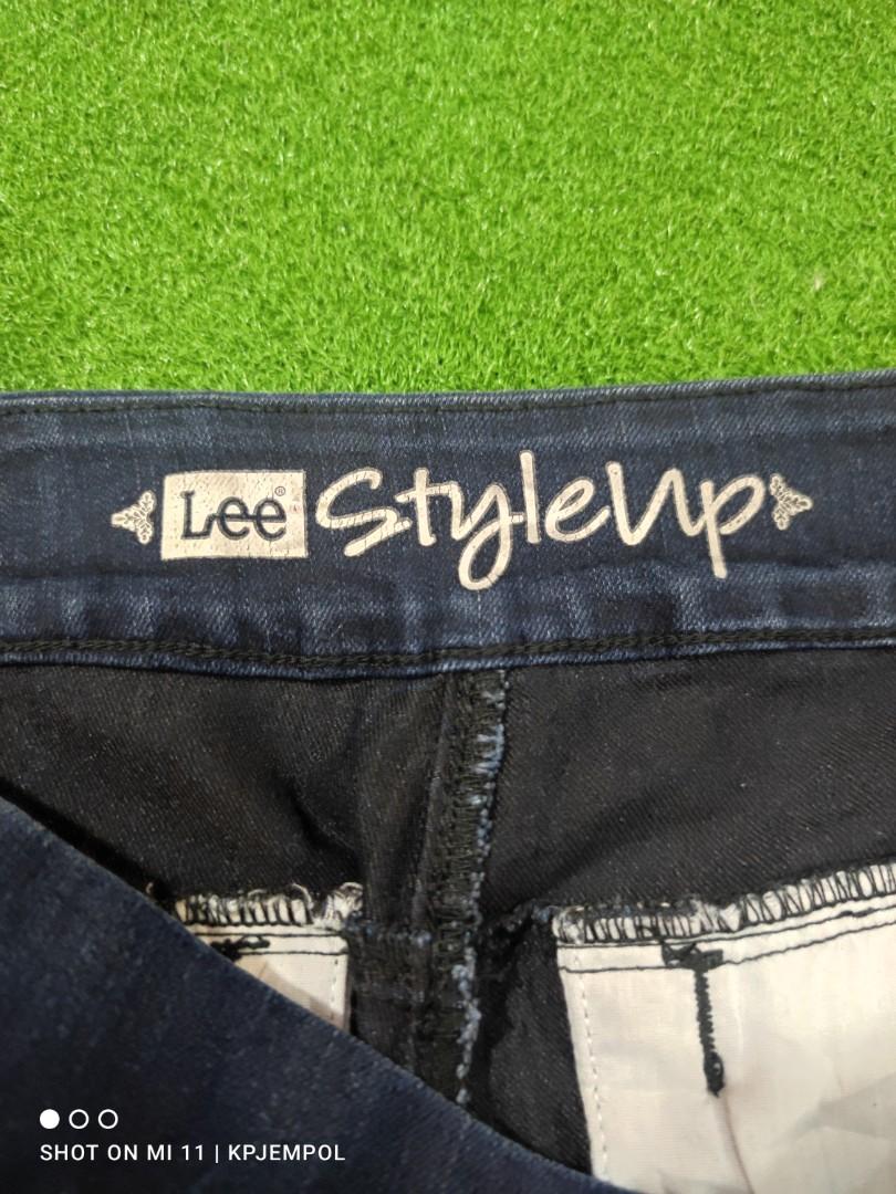 Sz 32 38 Authentic LEE Elastic Jeans Women s Women s Fashion