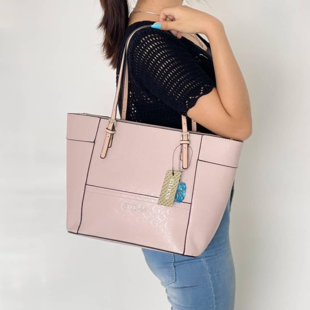 Tas GUESS Tote Bag Delaney Barang Mewah Tas Dompet di Carousell