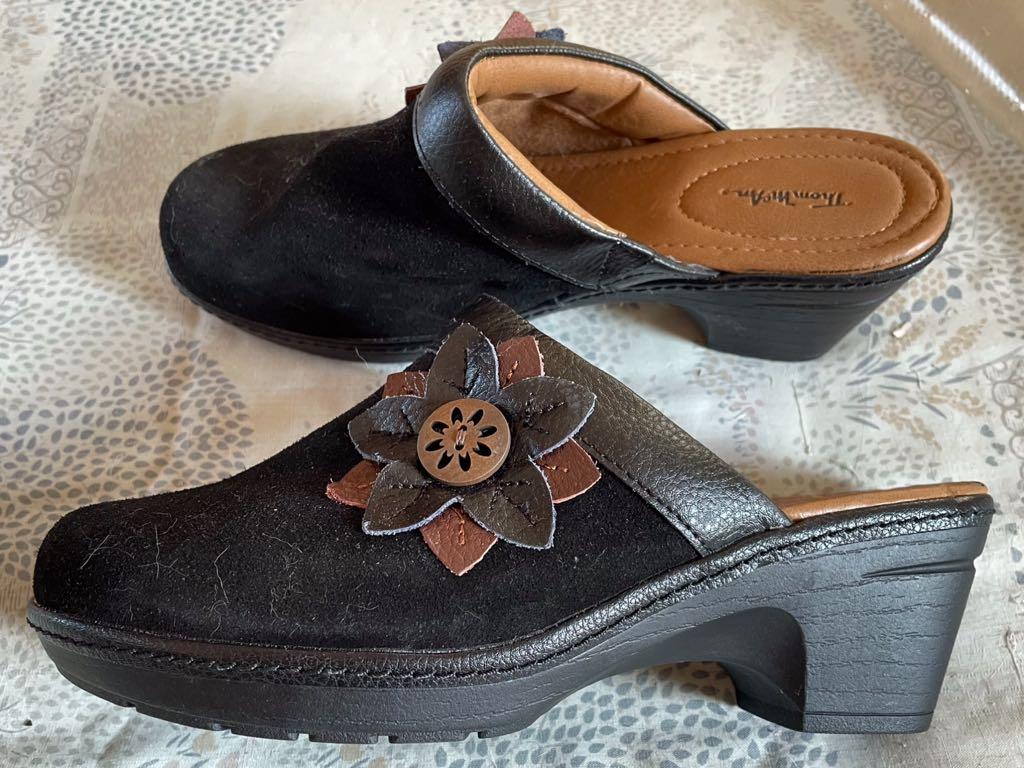 Thom hotsell mcan clogs