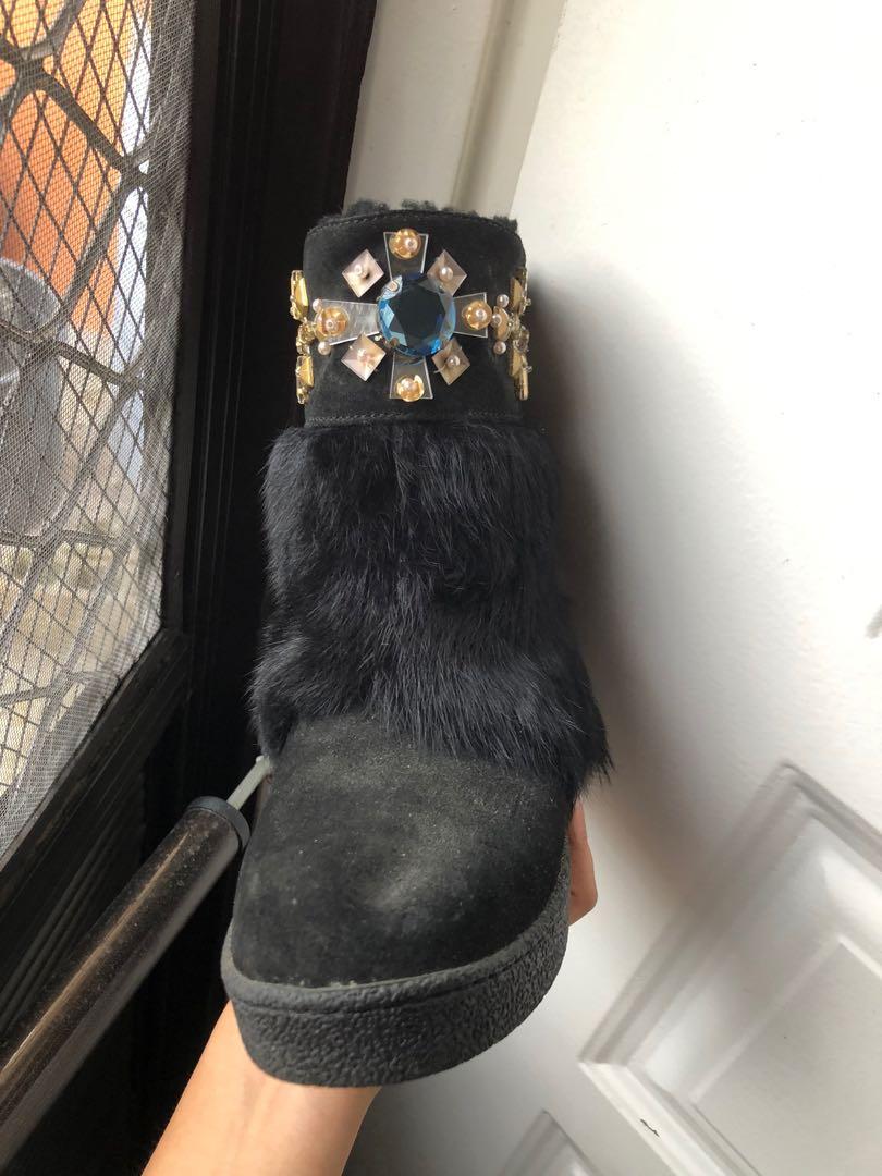 Tory Burch winter boots