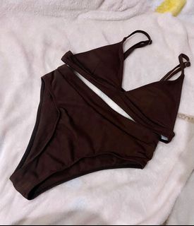 (Category: ) located in . Submitted by a_bys (Listing ID 1167747959, Image 1). Description: .