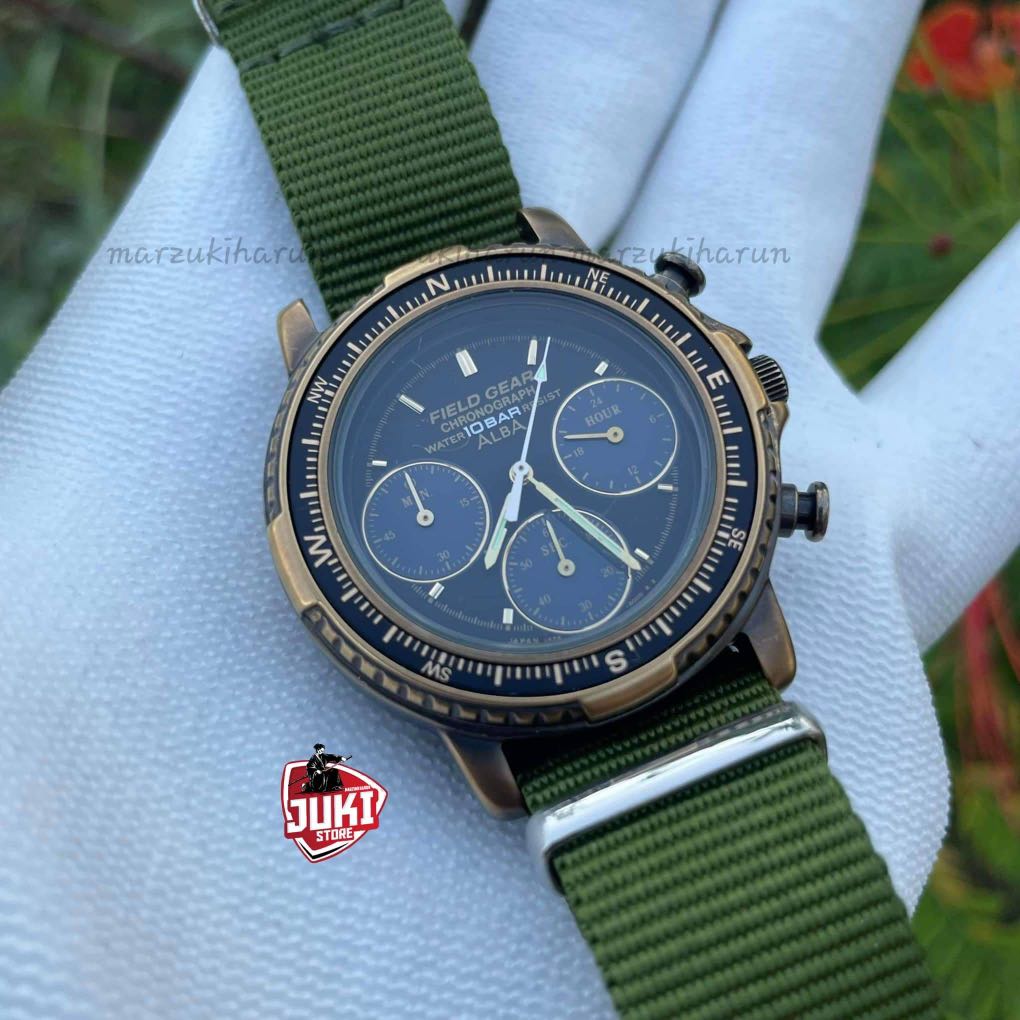 Vintage Alba field Gear Chrono, Women's Fashion, Watches & Accessories