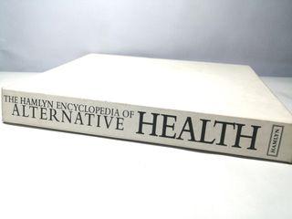 1996 THE HAMLYN ENCYCLOPEDIA OF ALTERNATIVE HEALTH Hardbound Medical Reference Book, Vintage and Collectible