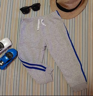 (Category: ) located in . Submitted by GrayCloset (Listing ID 1167896636, Image 1). Description: .