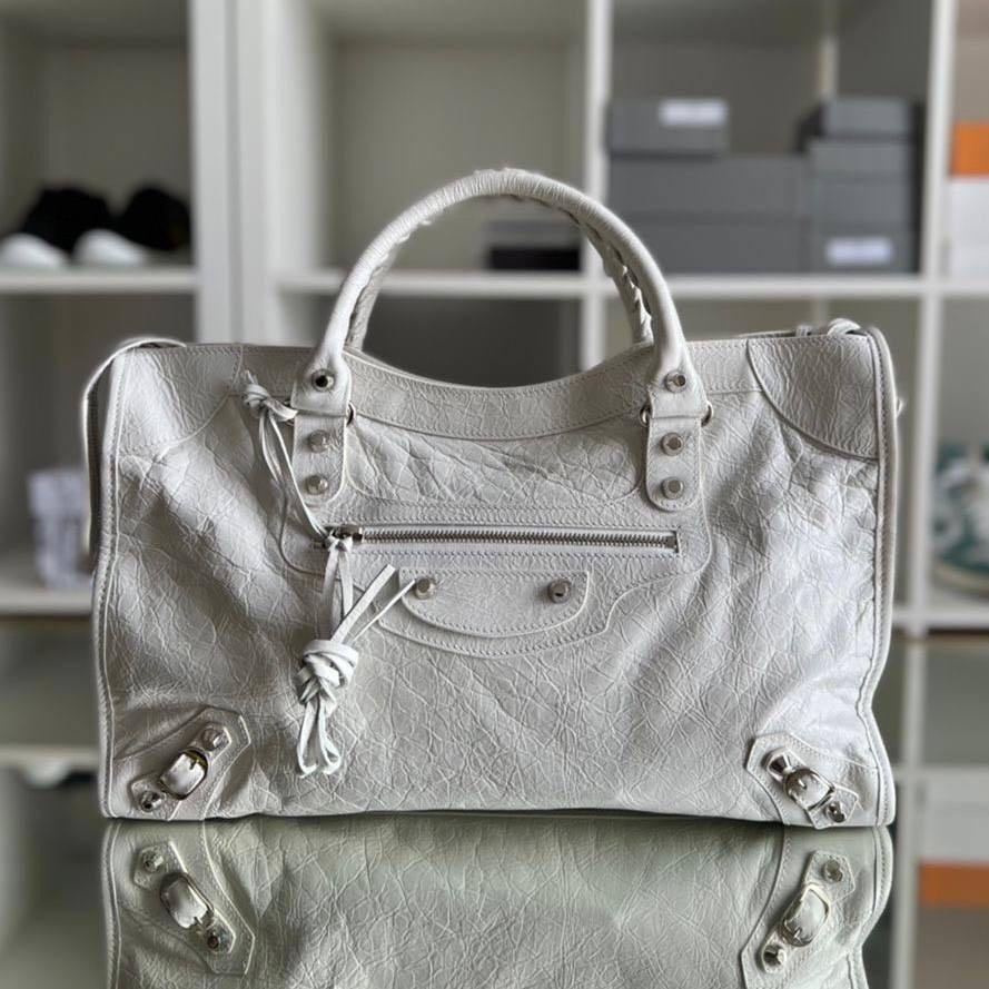 AUTHENTIC BALENCIAGA CLASSIC CITY WHITE SHW