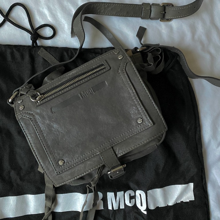 Mcq loveless bag sales