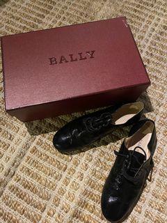 Bally Oxford Leather Shoes