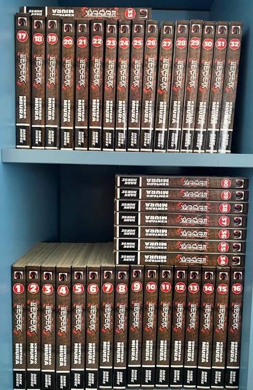 BERSERK ULTIMATE MANGA COLLECTION - Complete set of 40 Books 1-40 - Perfect  Condition, Hobbies & Toys, Books & Magazines, Comics & Manga on Carousell