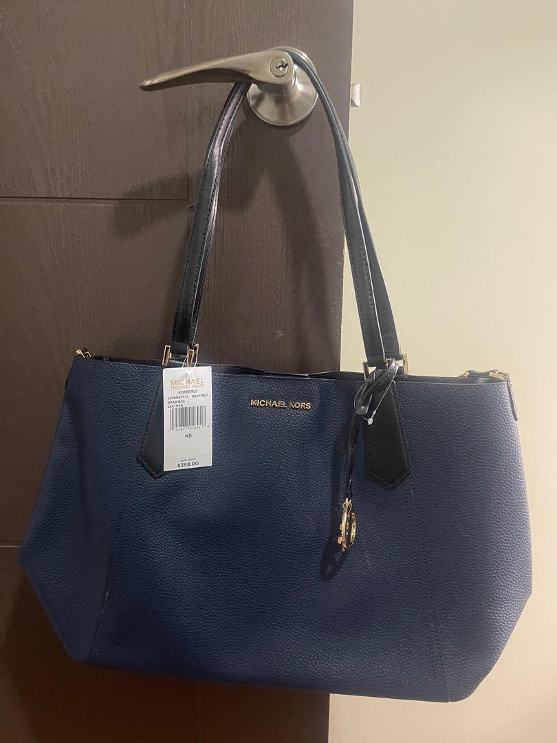 BRAND NEW MK Large Tote Bag (Category: Luxury Bags & Wallets) located in Pasig City. Submitted by janrh (Listing ID 1167957079, Image 2). Description: .