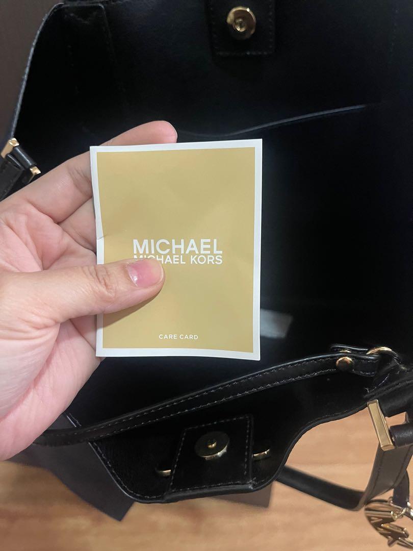 BRAND NEW MK Large Tote Bag (Category: Luxury Bags & Wallets) located in Pasig City. Submitted by janrh (Listing ID 1167957079, Image 3). Description: .