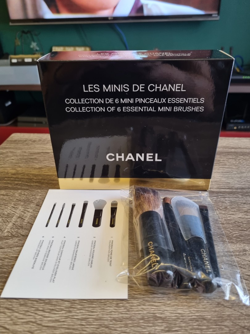 CHANEL LES MINIS DE CHANEL Mini Brush Set - Limited Edition