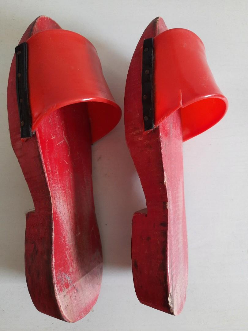 Chinese traditional hotsell wooden shoes