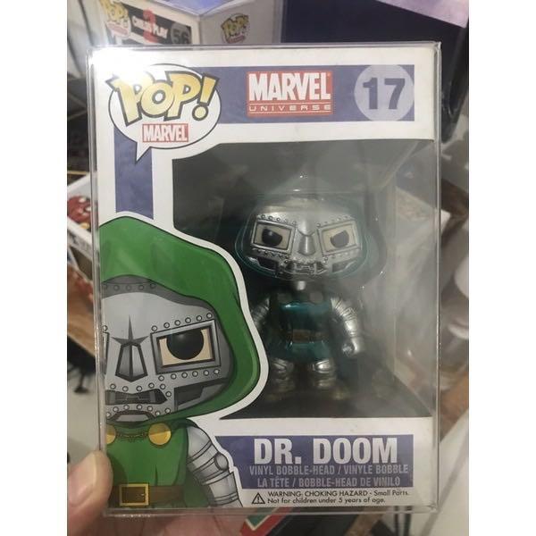Funko pop best sale dr doom metallic