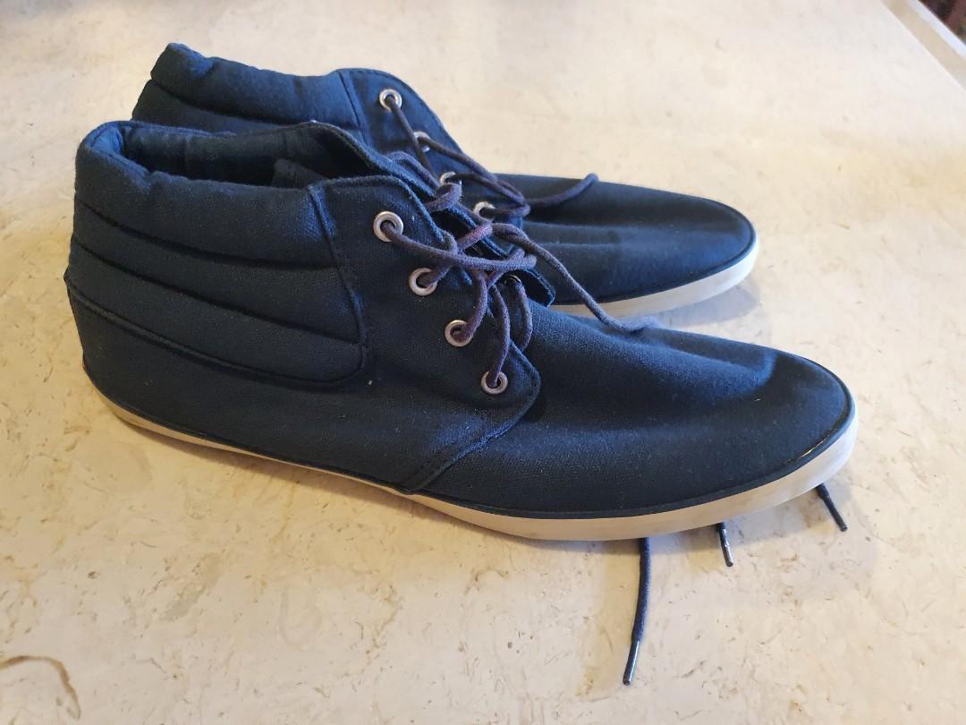 Converse dress hot sale shoes