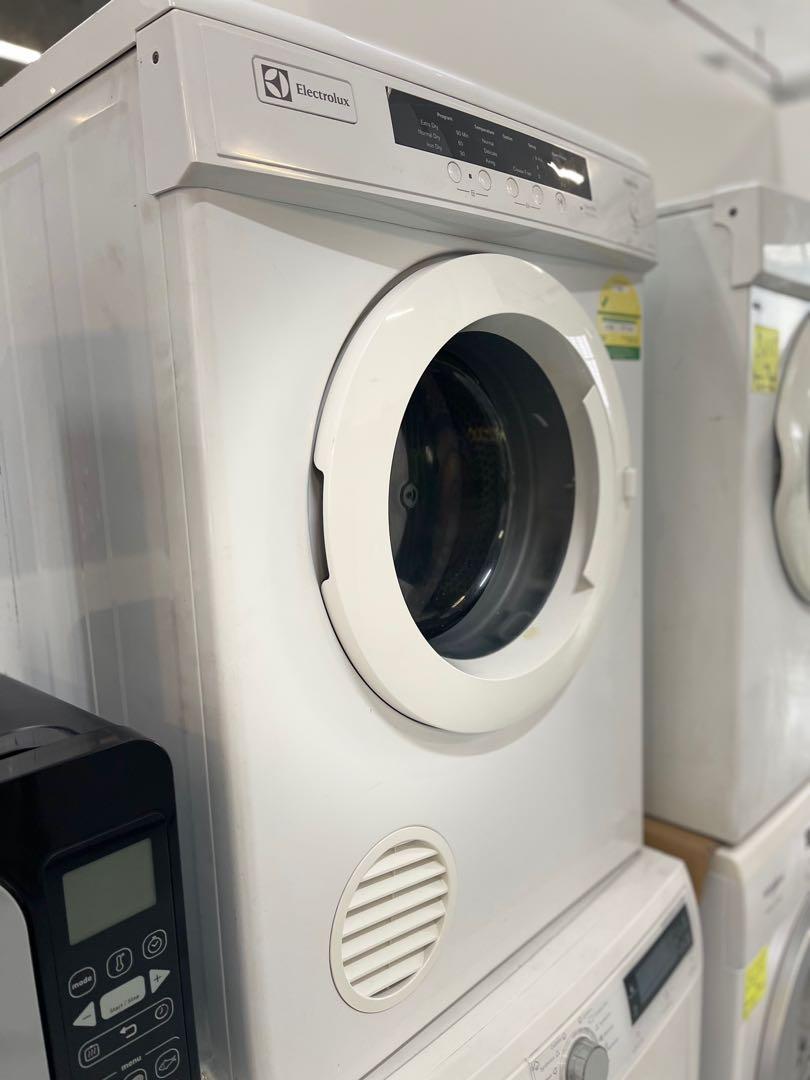 ELECTROLUX EDV7051 FRONT LOADING 220 VOLT ELECTRIC DRYER 7Kg, TV & Home