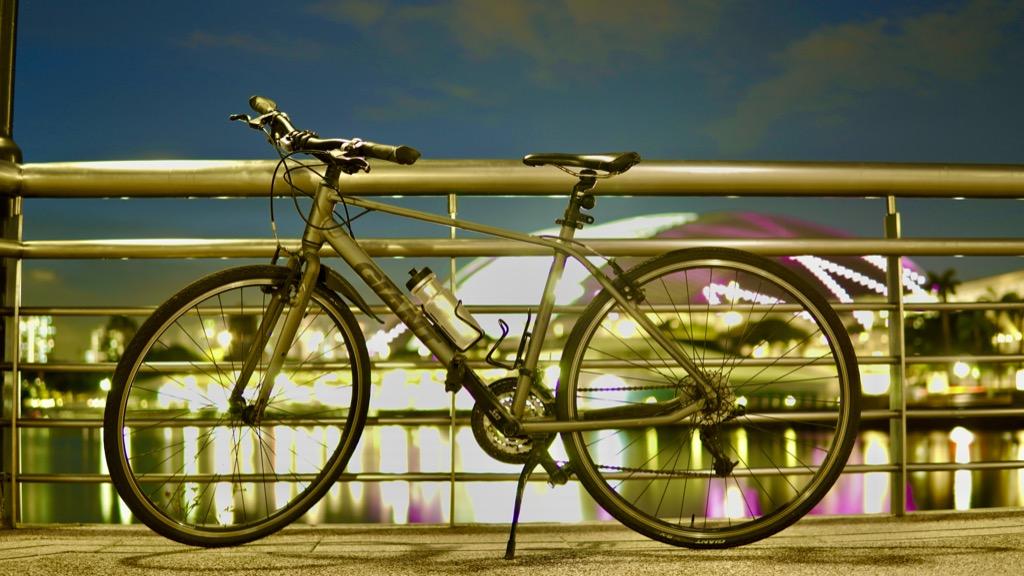 Giant Bicycle Hybrid Bike, Sports Equipment, Bicycles & Parts