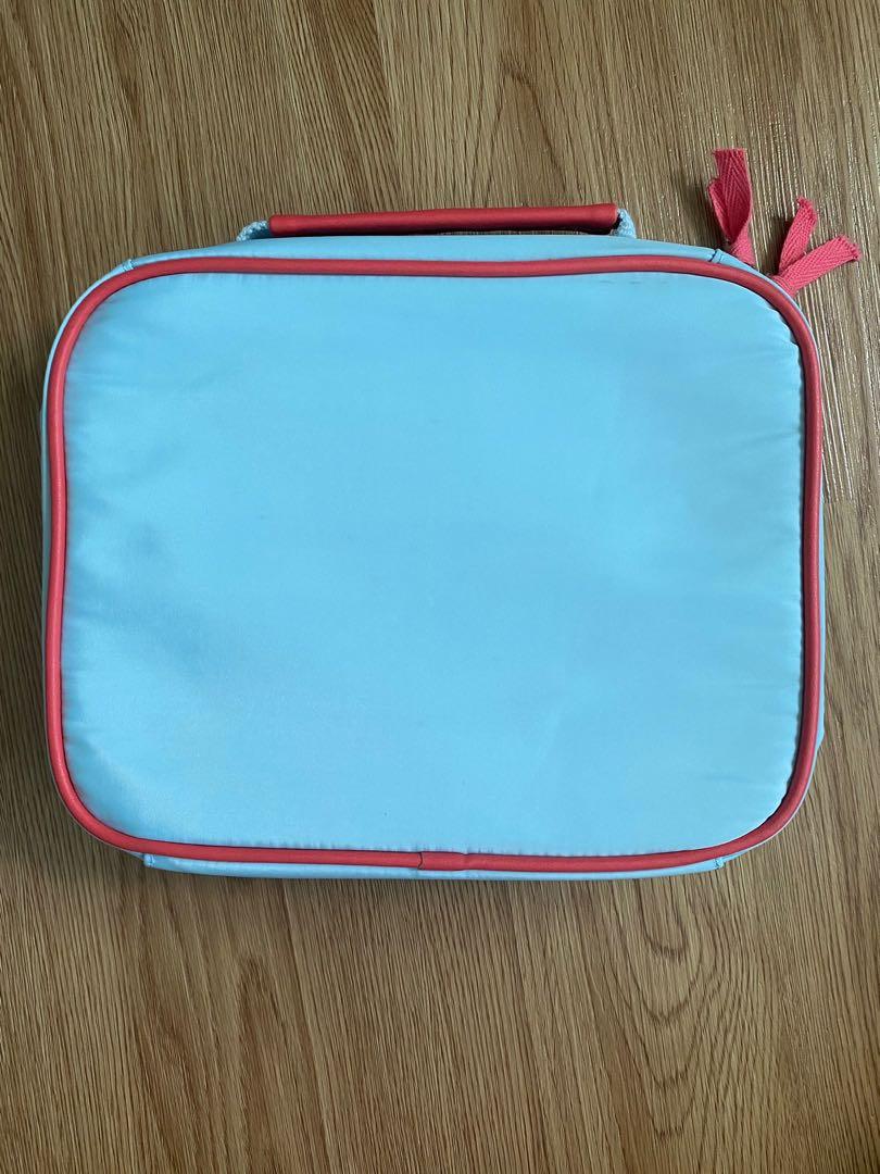 Gingersnaps Sequined Insulated Lunch Bag (Category: Diaper Bags & Wetbags) located in Manila. Submitted by noextraspace (Listing ID 1167852589, Image 2). Description: H - 20.32cm L- 25.4cm W - 8.89cm.