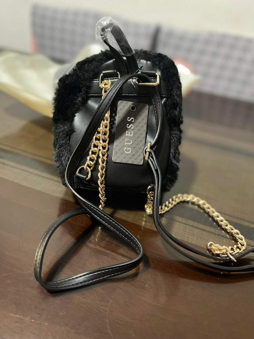 Guess Evan Mini Fur Crossbody. Black