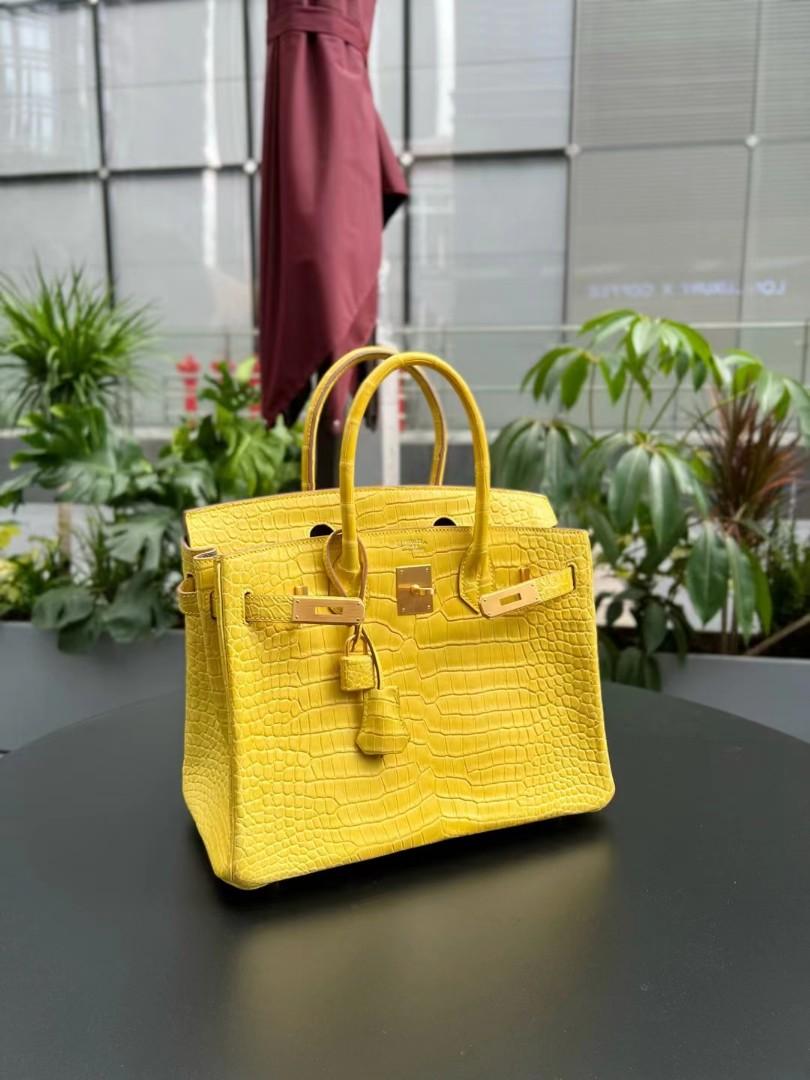 Hermes Lime Yellow Matte Crocodile Birkin 25 Handbag - MAISON de LUXE