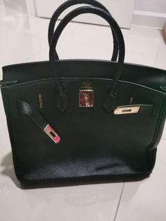 (Category: ) located in . Submitted by nadiaariff92 (Listing ID 1167845189, Image 1). Description: .