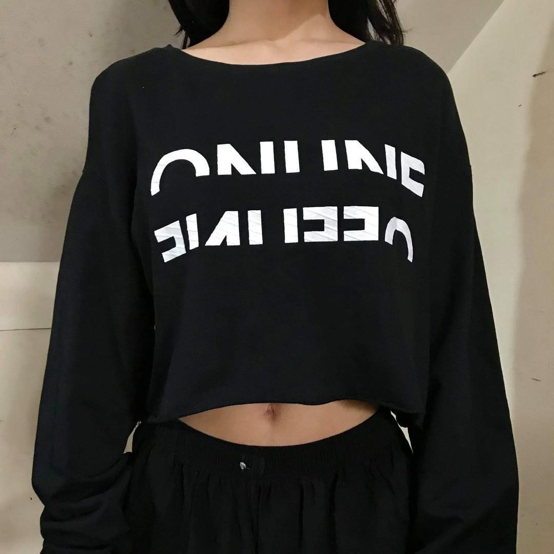 h m divided black online offline long sleeve crop top Women s