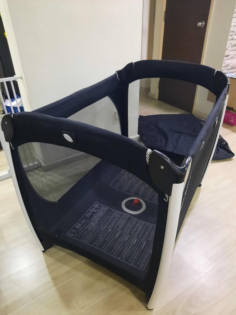 Joie excursion change & rock travel cot, Babies & Kids, Baby Nursery