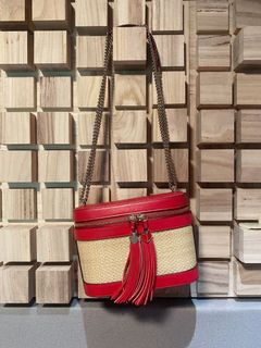 Kate spade rose hotsell straw crossbody