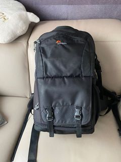 （分類：）位於 。 由 victorburn 提交（商品編號 1167843868，圖片 1）。簡介： 。