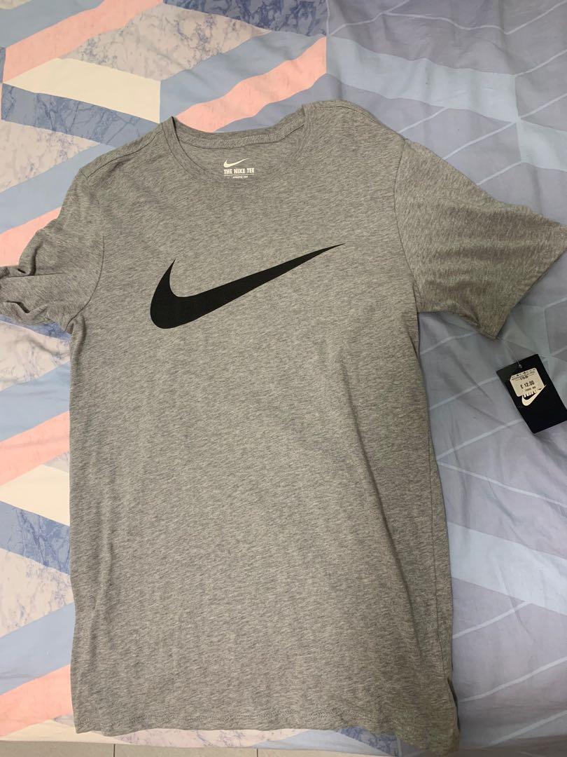 Grey Nike M size 100% cotton T shirt 