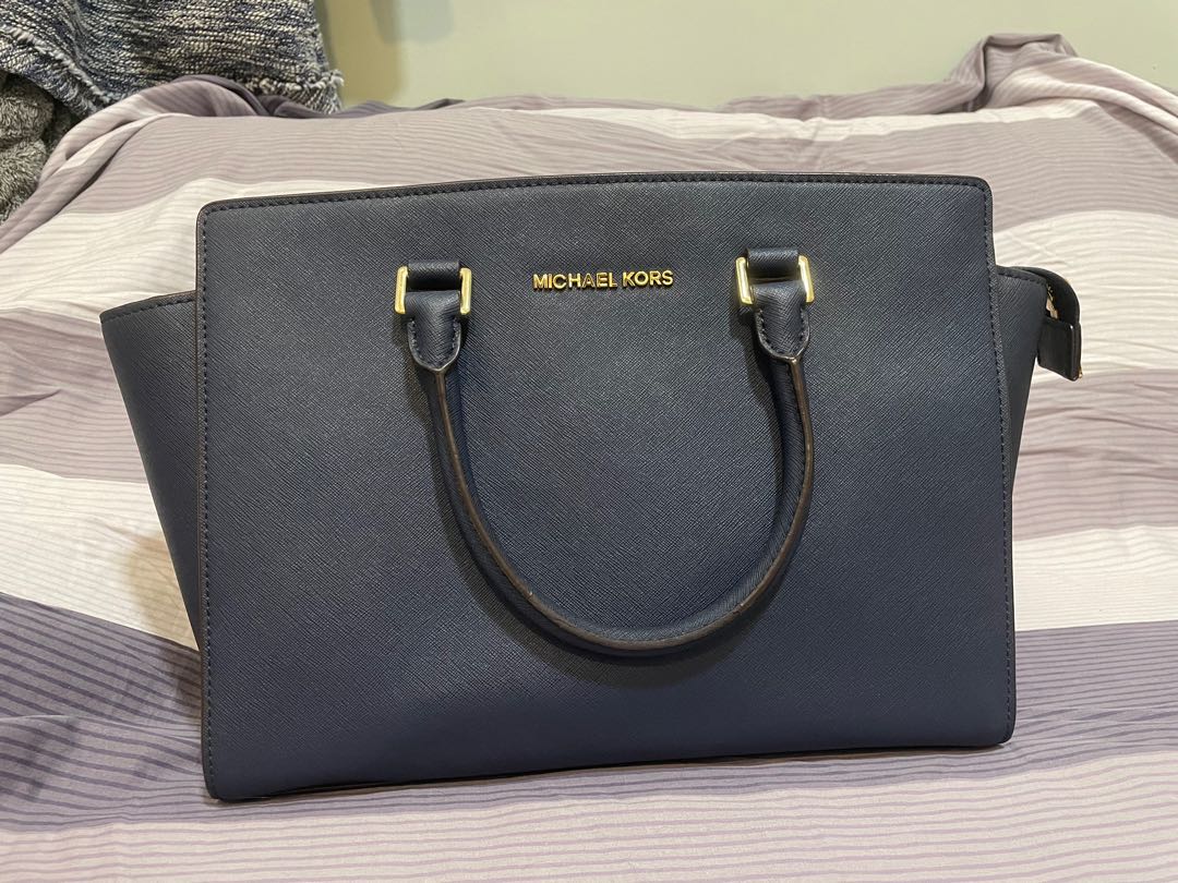 Michael kors selma navy outlet