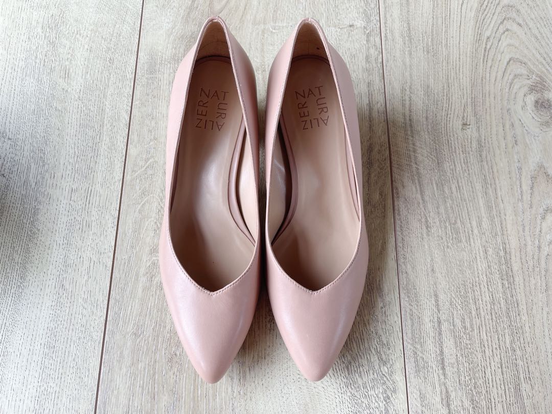 naturalizer mali pumps