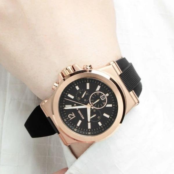 Michael kors mk8184 oversized sales dylan silicone chronograph watch