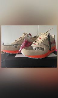 (Category: ) located in . Submitted by ilovesneakersa (Listing ID 1167875998, Image 1). Description: .