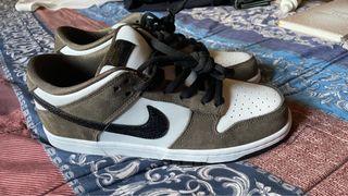 Nike sb 摩卡