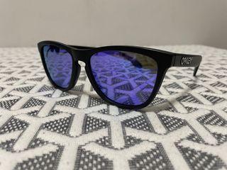 OACLEY Frogskin  black