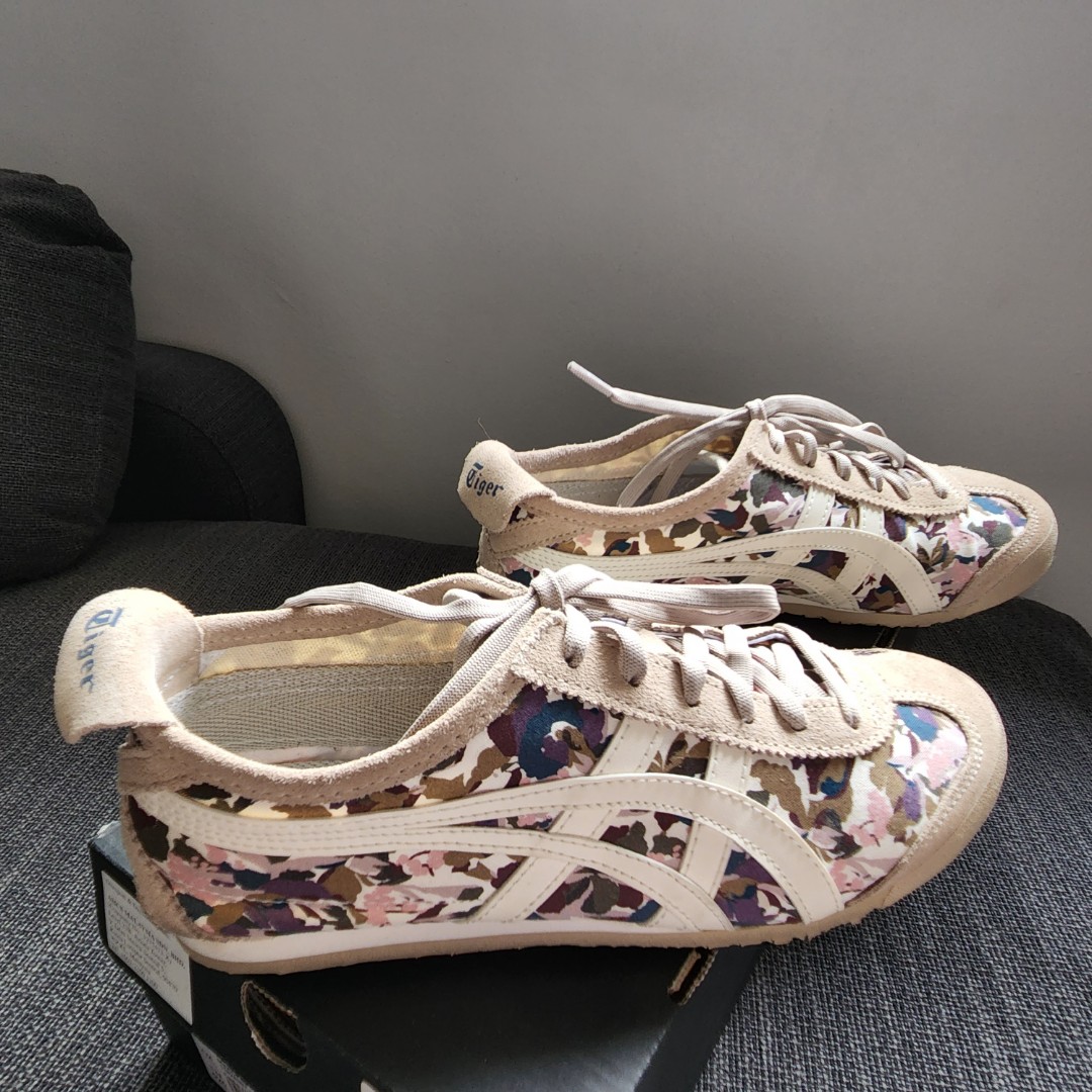 onitsuka flower