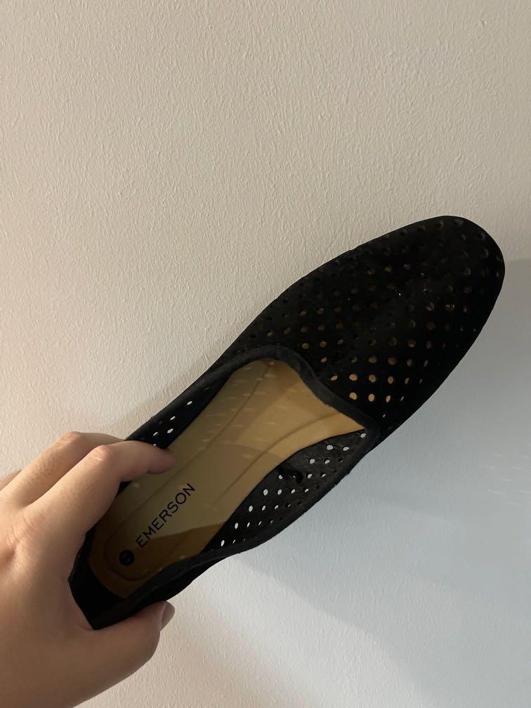 Wide sales size flats
