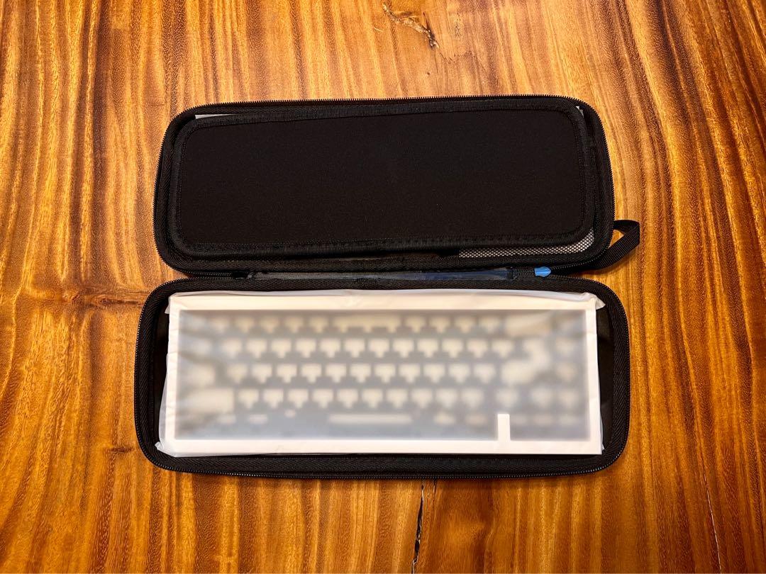 QwertyKeys QK65 EWhite/ Blue, Computers & Tech, Parts & Accessories