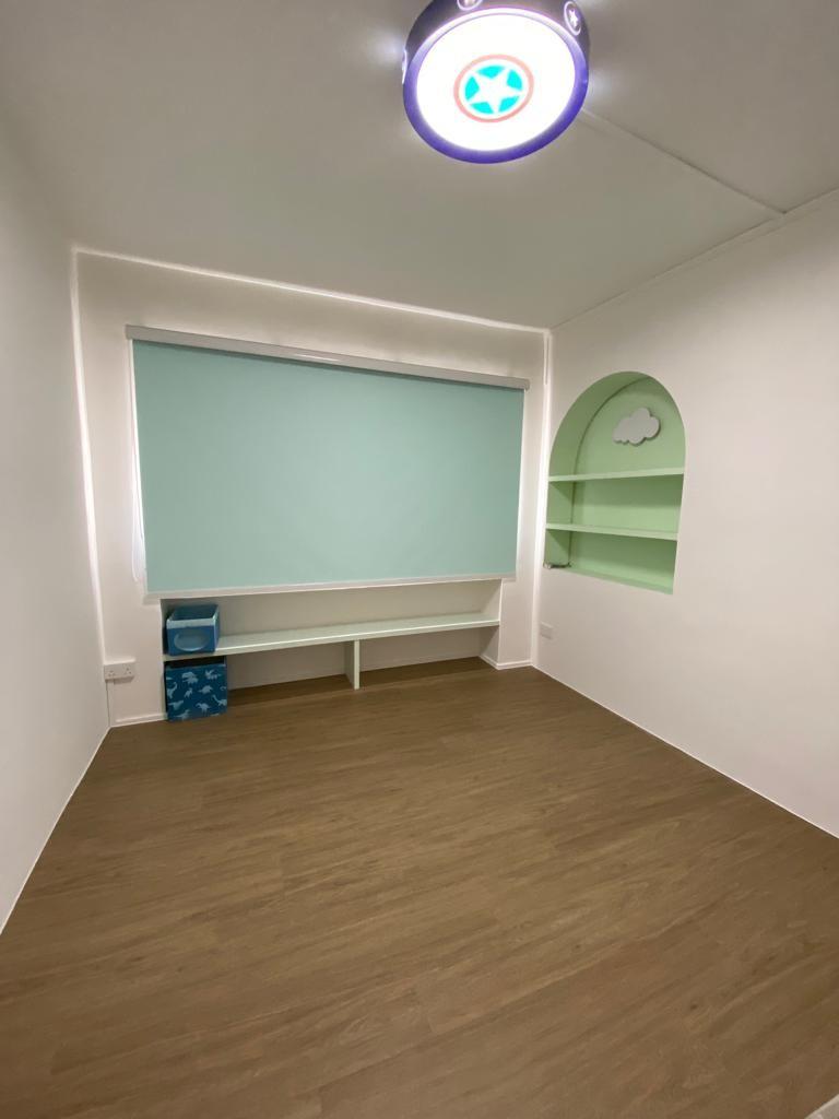 Roller Blind for homes/work spaces62863114547842112