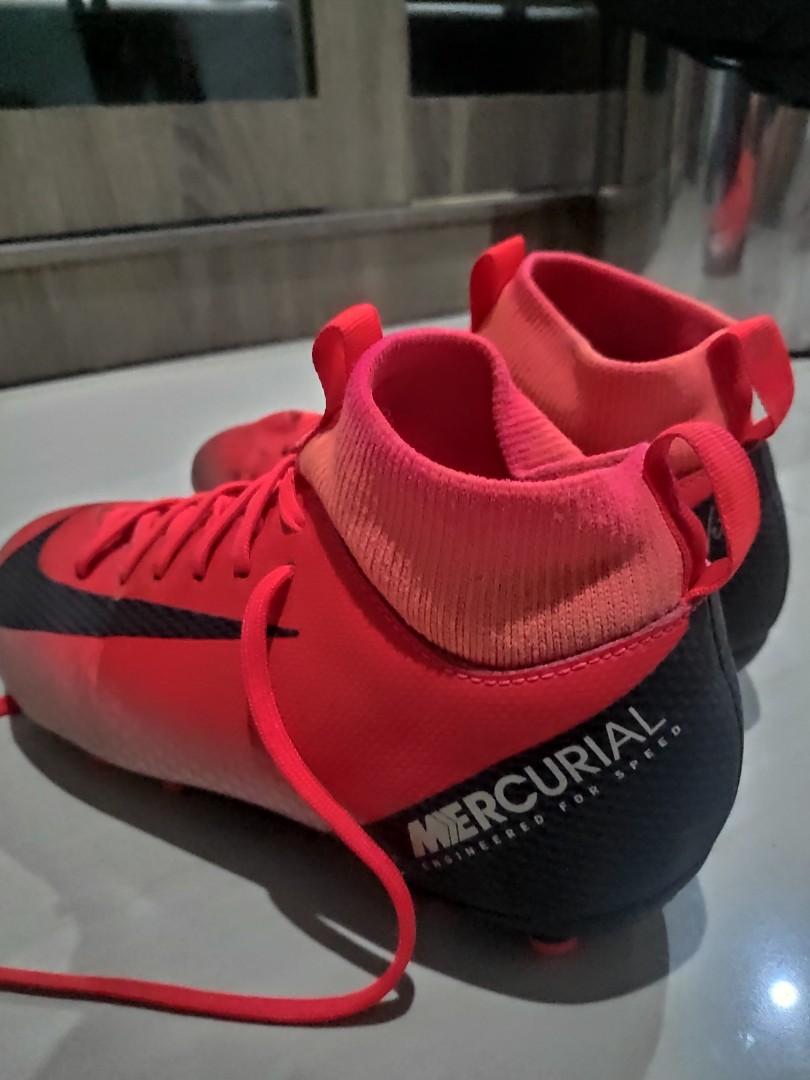 Sepatu Sepakbola Nike Mercurial CR7 no 36