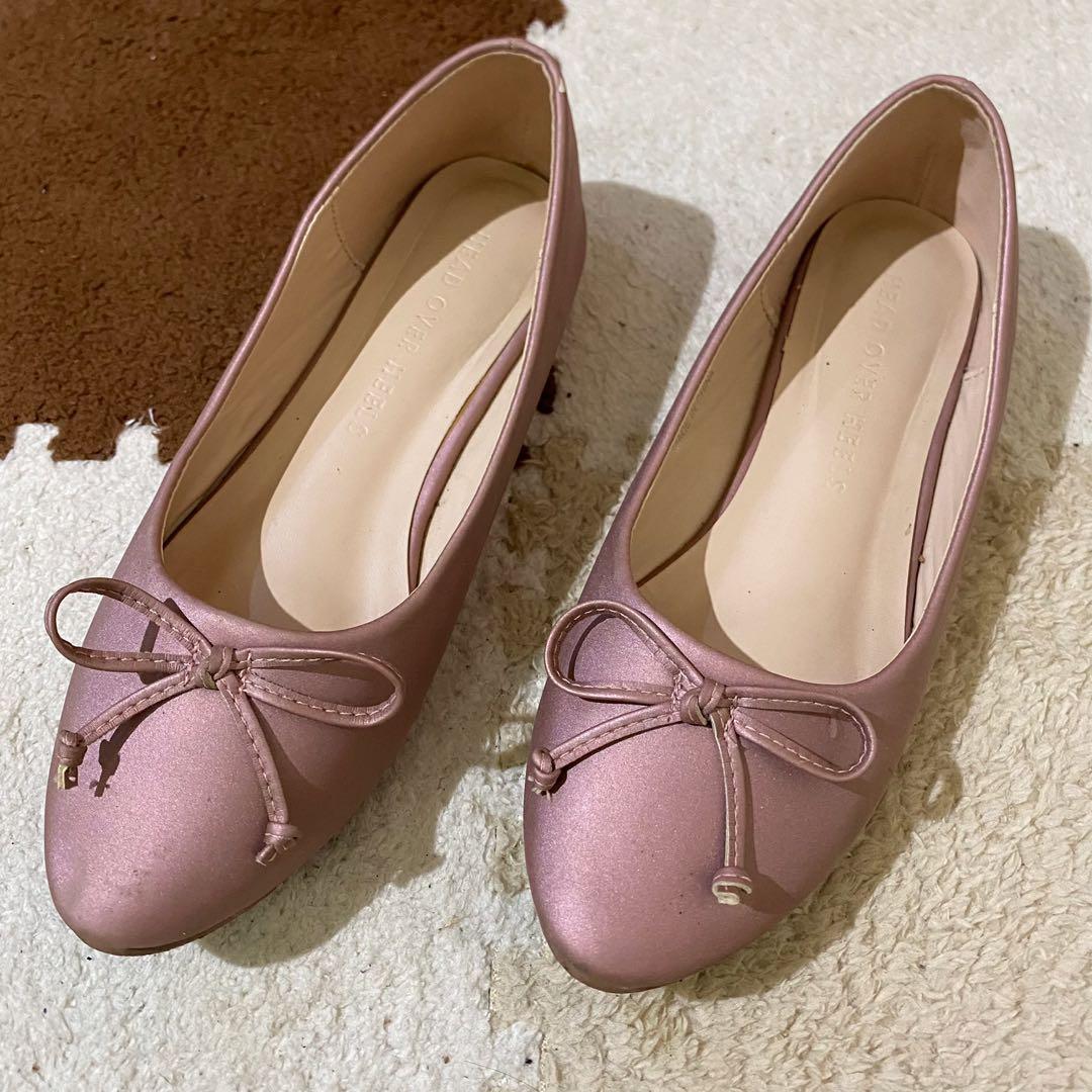 Sepatu head over heels online
