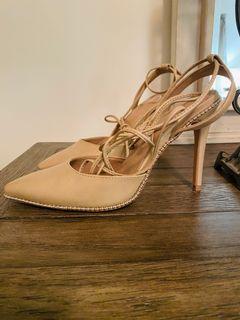 🆕Spurr Brand New Lace Up Heels🆕