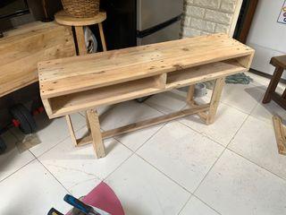 Tv rack (made to order)