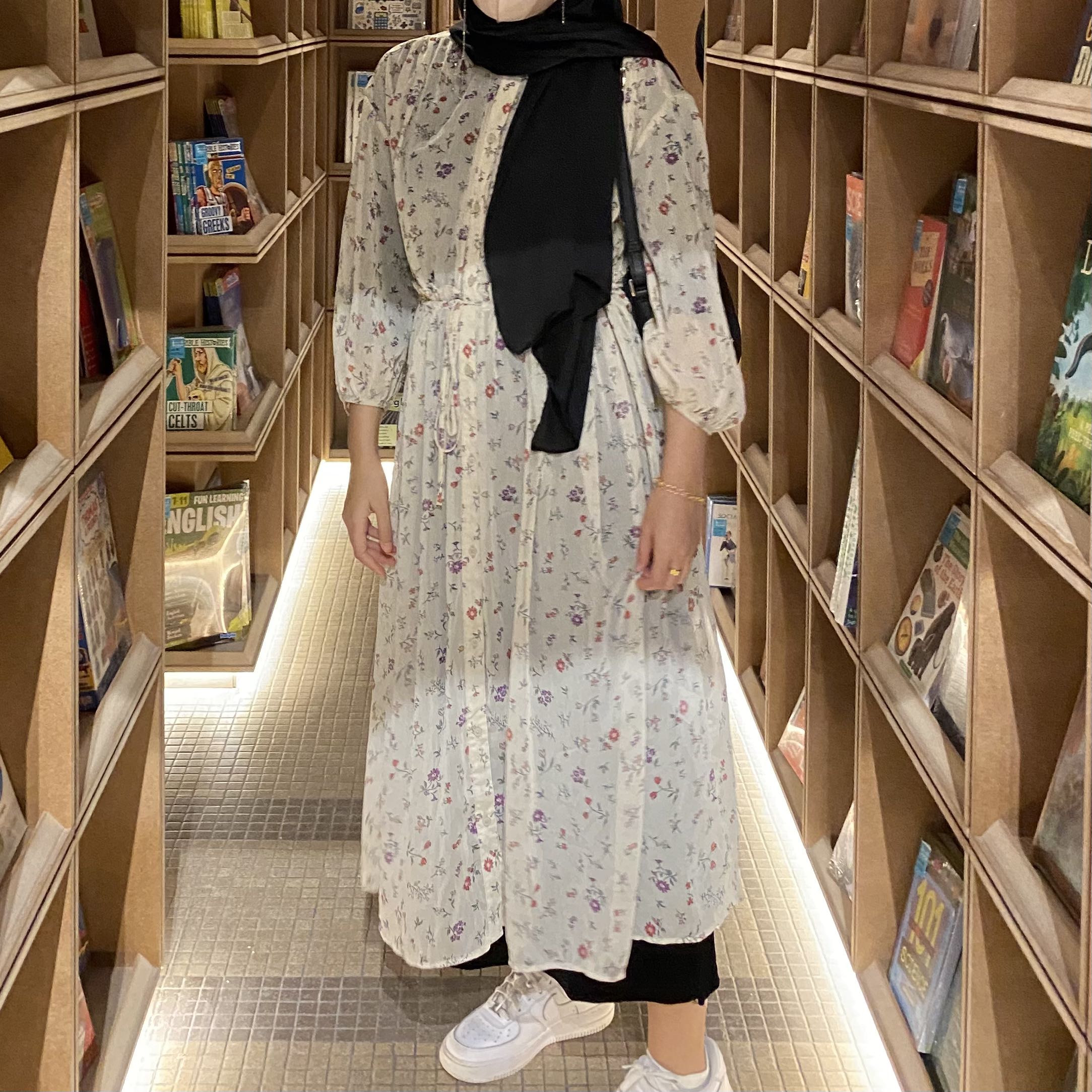 Uniqlo chiffon floral dress