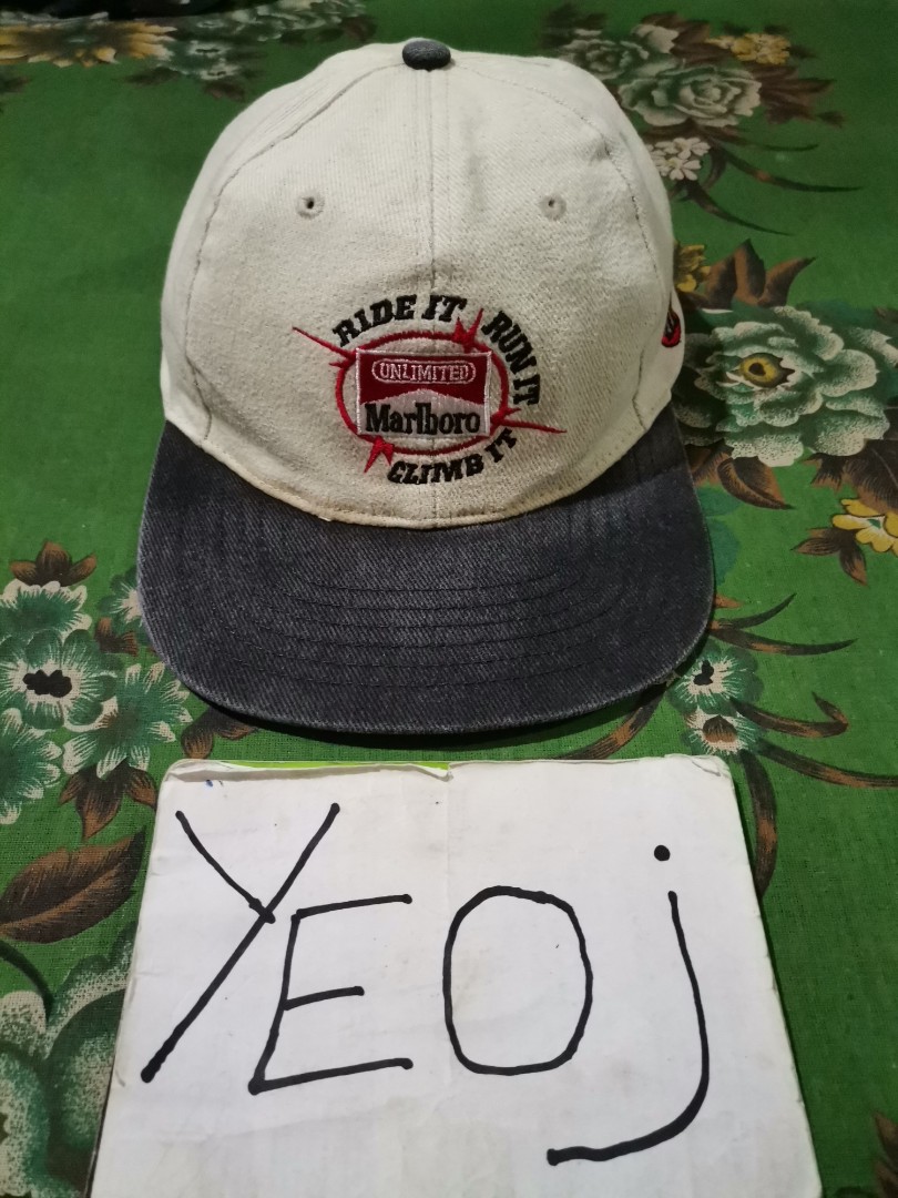 Vintage Marlboro Racing Hat / One Size 