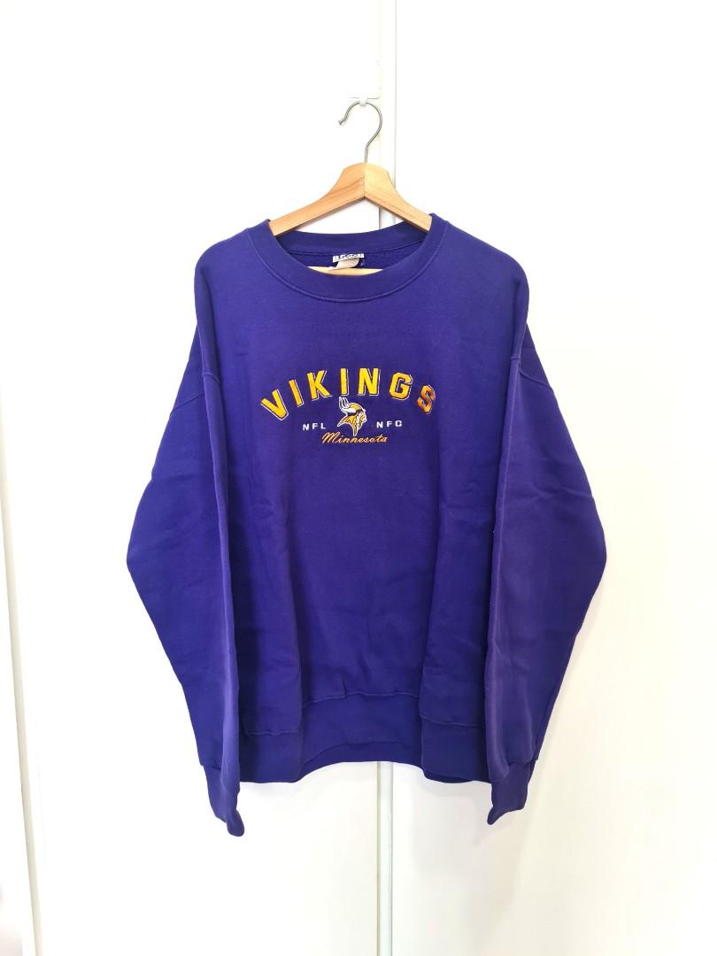 Vintage Distressed Vikings NFL Crewneck Sweatshirt, Men's Fashion,  Activewear on Carousell